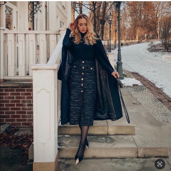 ZARA Black Tweed Textured Gold Buttons Skirt - Picture 2 of 11